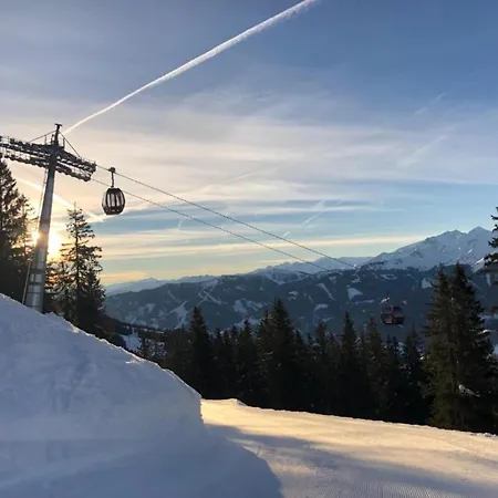 In Near Lift Saalbach-Hinterglemm
