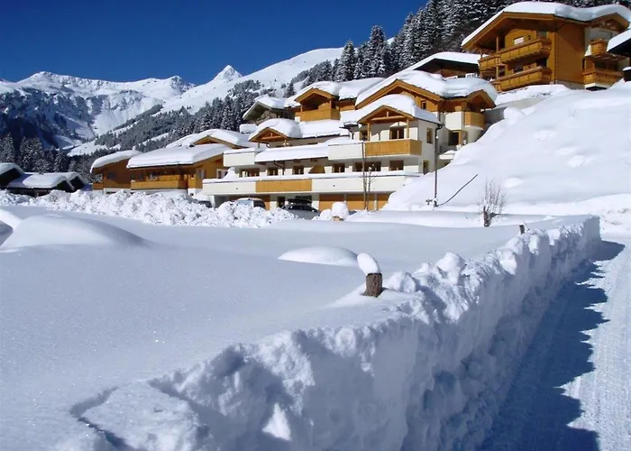 In Near Lift * Saalbach-Hinterglemm